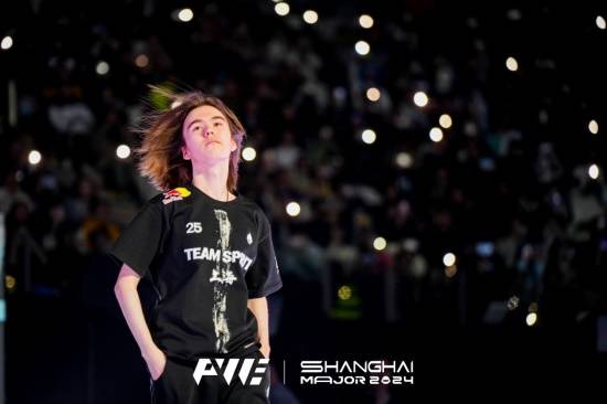 上海：中国的电竞福地完美世界CS与DOTA2闪耀世界东方竞技宝JJB平台(图2)
