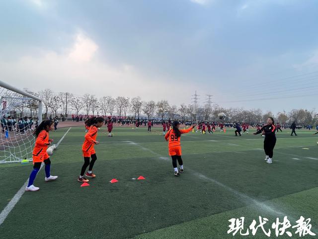 中小学体育课如何“天天见”？在江苏看见体育竞技宝JJB入口活动加“宿”度(图8)