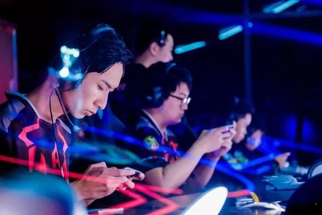 KPL电竞中心明日启航红毯嘉宾互竞技宝JJB平台动不容错过(图1)
