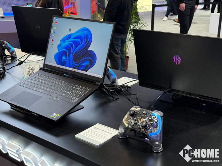 红魔电竞装备参展MWC 2025 加速电竞竞技宝JJB平台生态布局(图4)