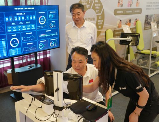 竞技宝JJB登录“银龄行动”何以燃动体育(图3)