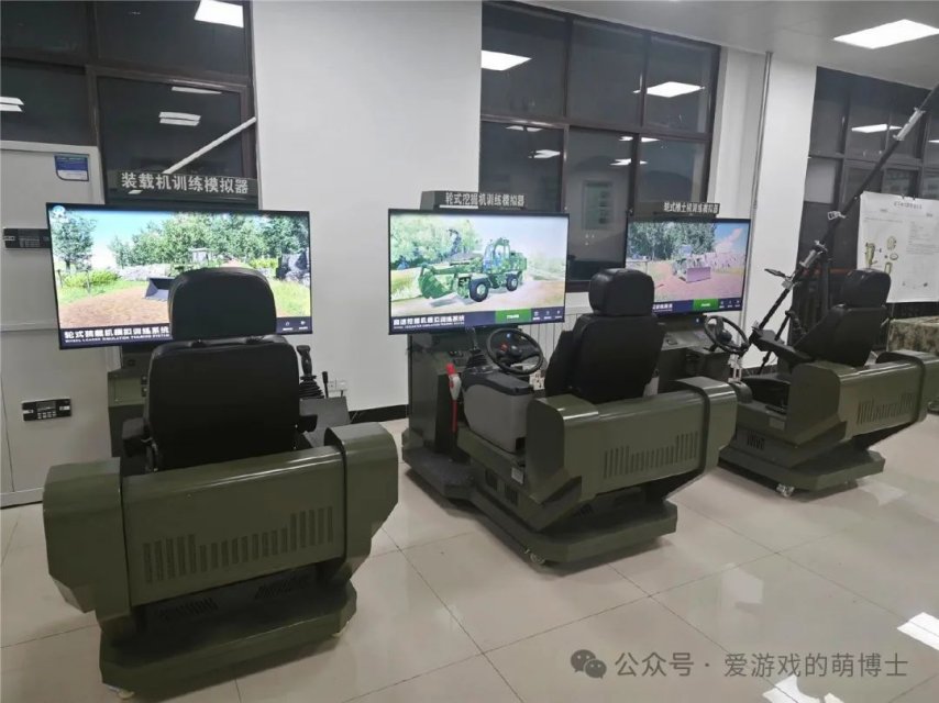 竞技宝JJB入口日本工地的神奇跨界：电竞高中生操控挖掘机就像在玩游戏(图5)